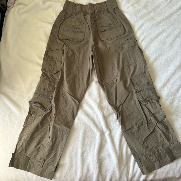 HYEIN SEO CARGO PANTS - Picture 3 of 4